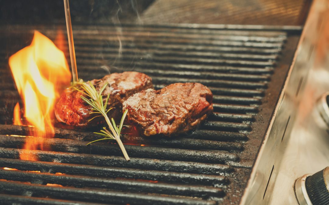 Low and Slow vs Hot and Fast: When to Use Each BBQ Method