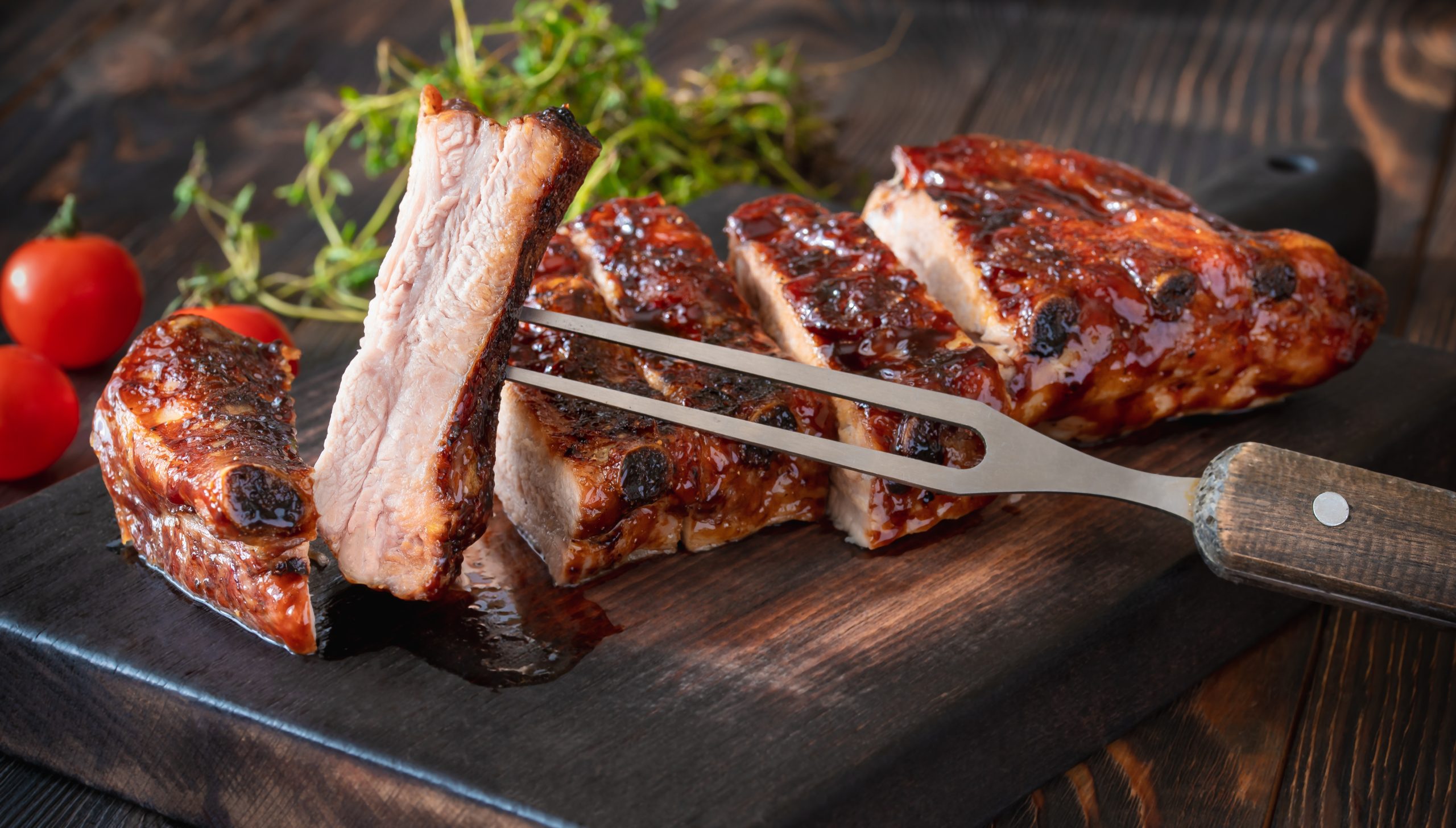 Barbecue,Pork,Spare,Ribs,Flat,Lay Big Green Egg: Ultimate Charcoal BBQ for Every Occasion