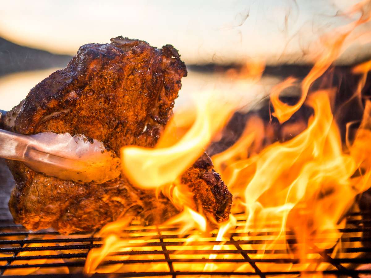 the-cook-that-makes-people-rethink-their-bbq-setup -image (3) Inspect Your Smoker